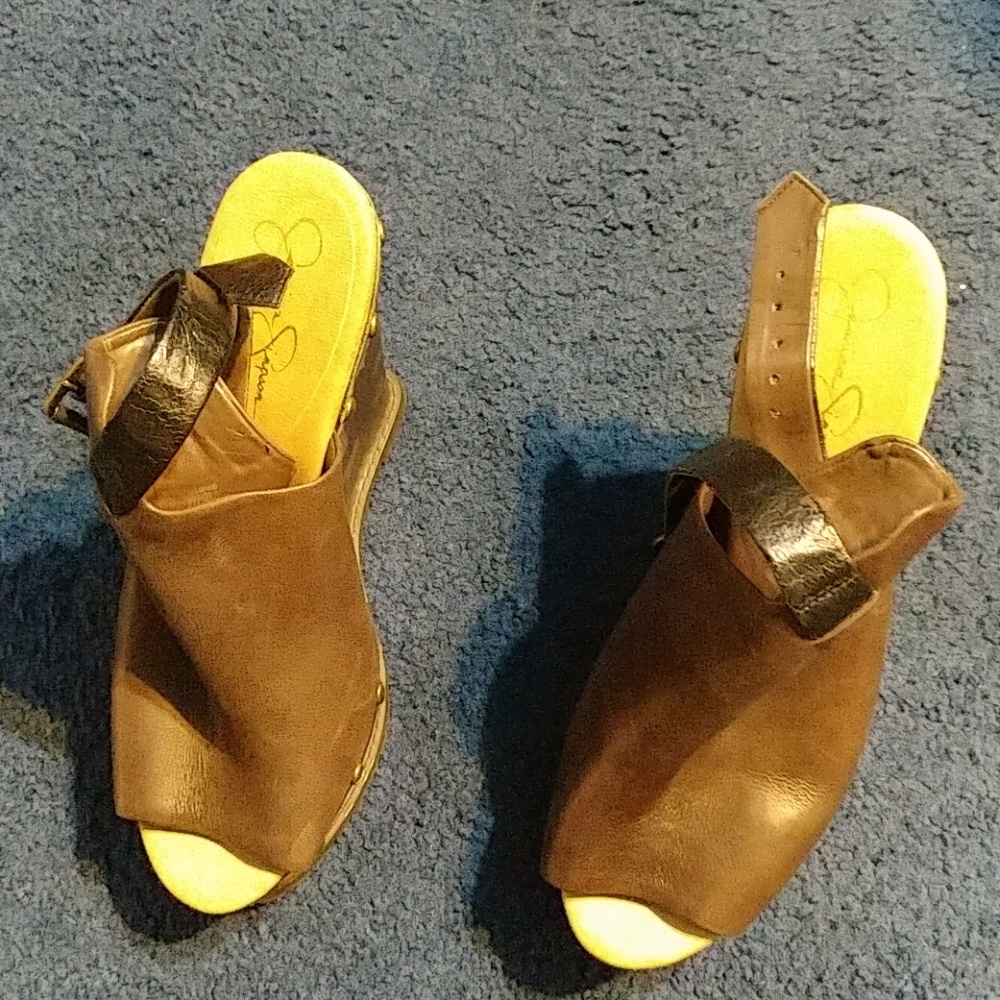20.00 - Picture 2 of 3